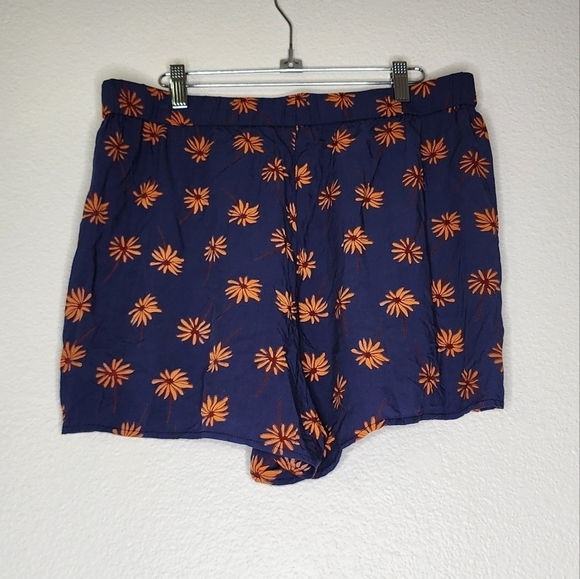Madewell Floral Shorts L - Picture 3 of 5